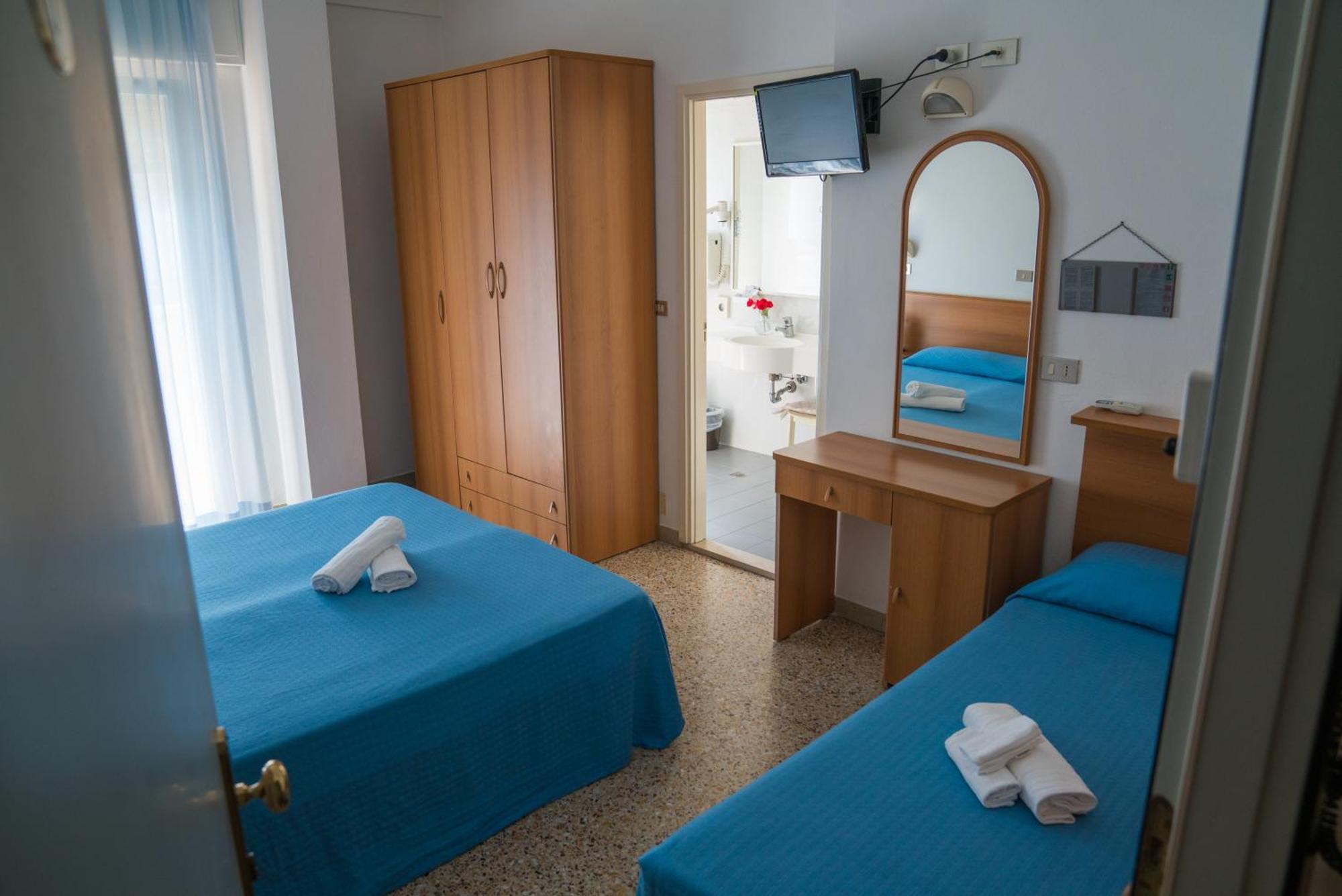 Hotel Singapore Milano Marittima Esterno foto