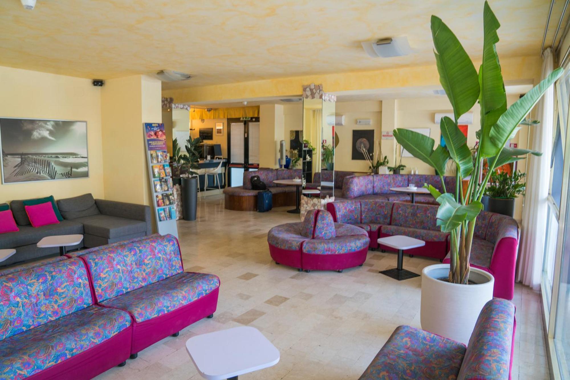 Hotel Singapore Milano Marittima Esterno foto