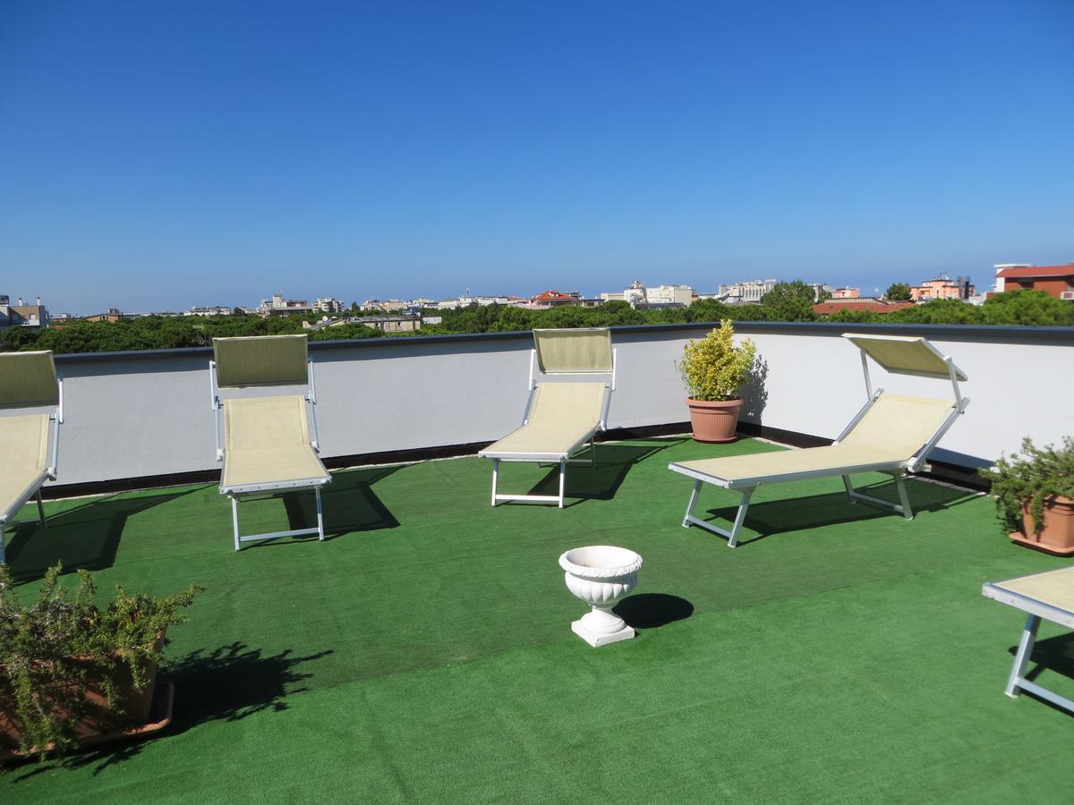 Hotel Singapore Milano Marittima Esterno foto